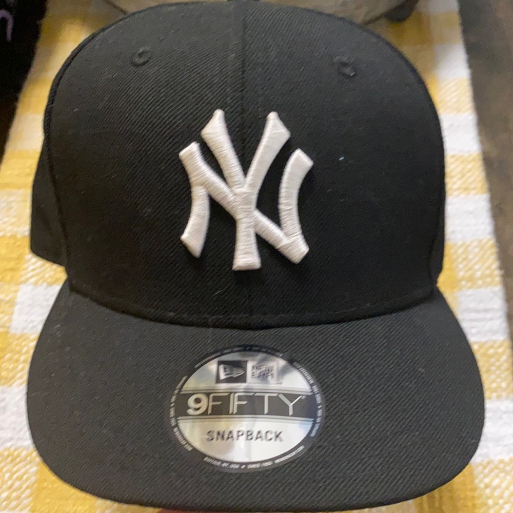 Yankees cap
